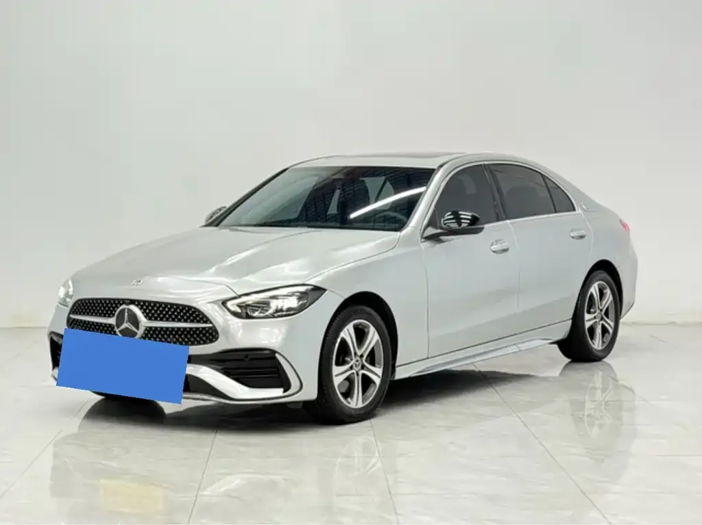 Mercedes-Benz C-Class — фото 1