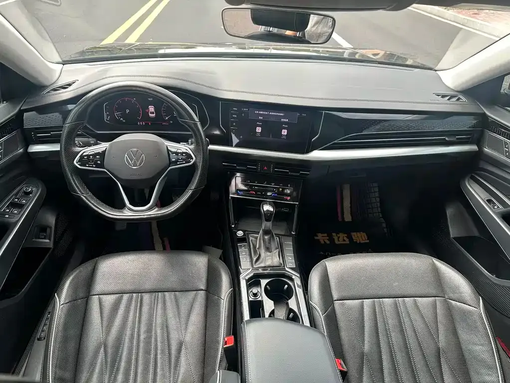 Volkswagen Passat — фото 7