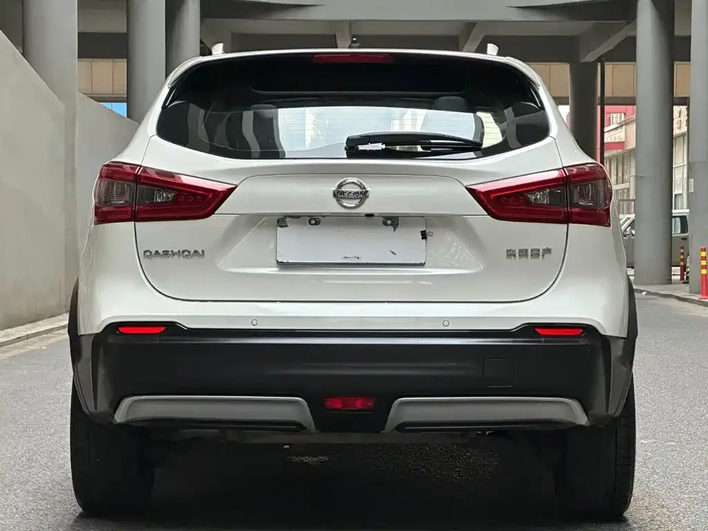 Nissan Qashqai — фото 3