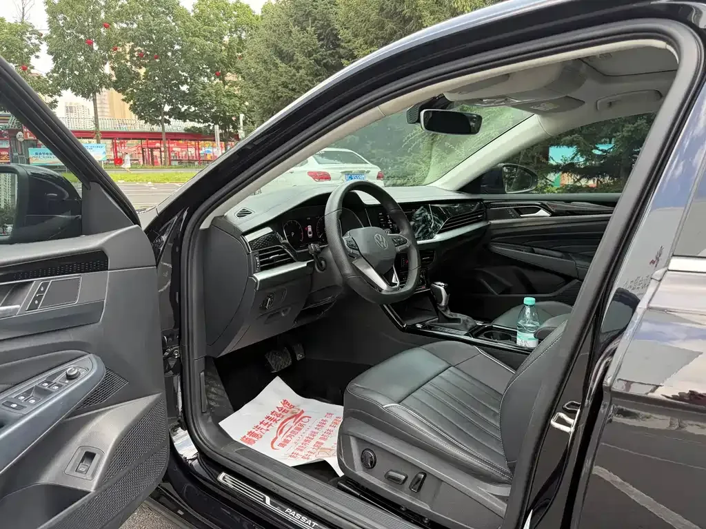 Volkswagen Passat — фото 2