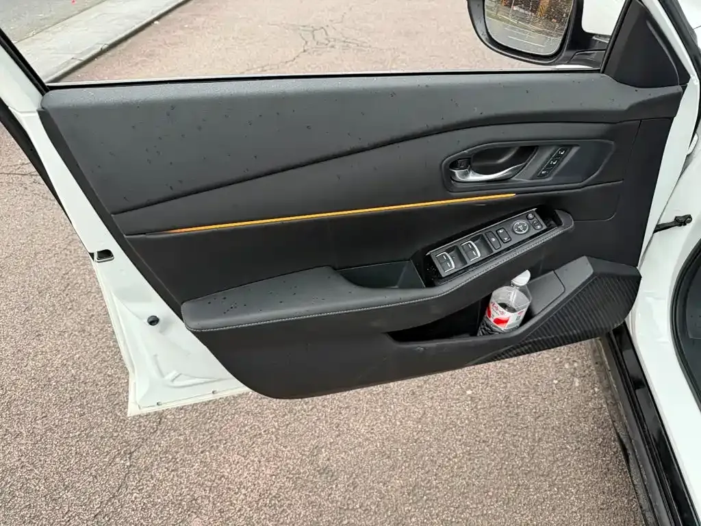 Honda Accord — фото 10