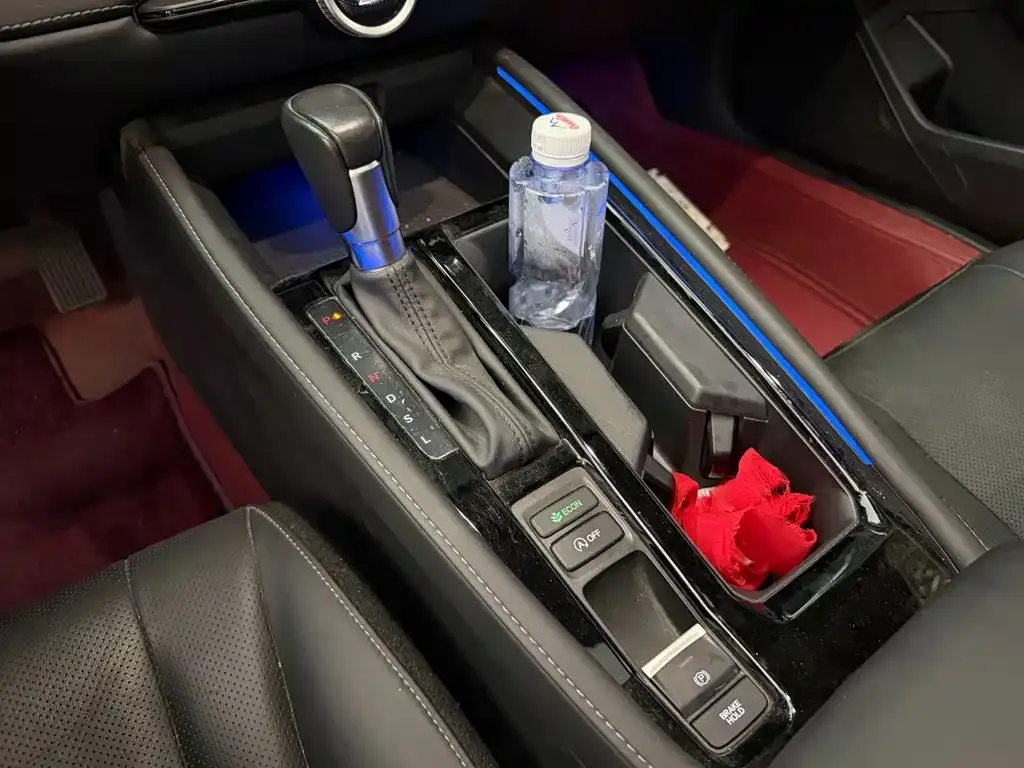 Honda Accord — фото 5
