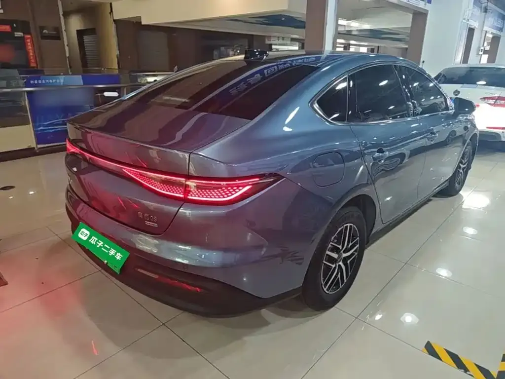 BYD Seal 05 DM-i — фото 8
