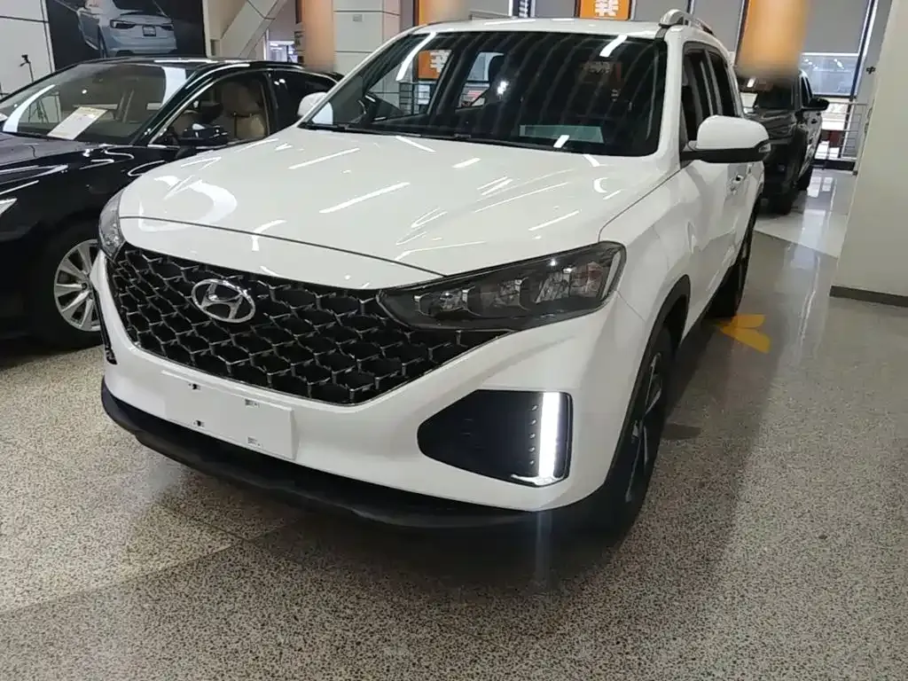 Hyundai ix35 — фото 1