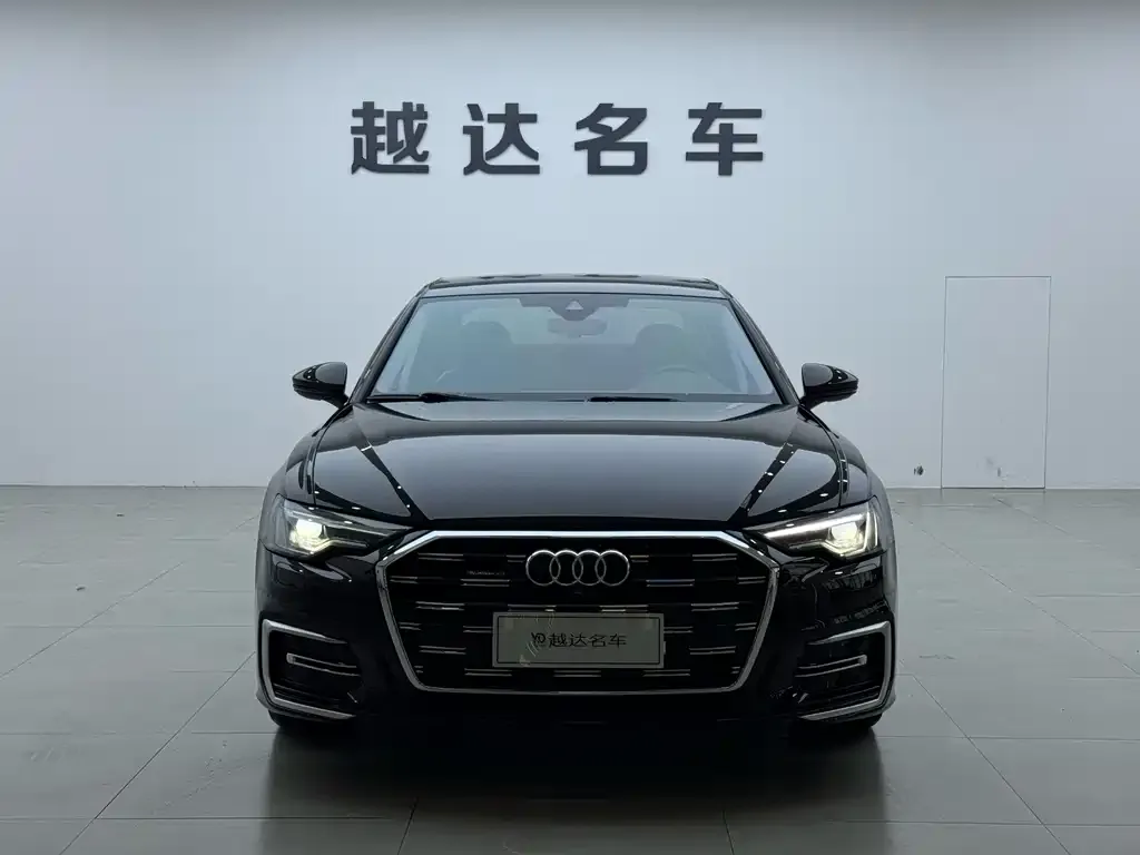 Audi A6L — фото 2