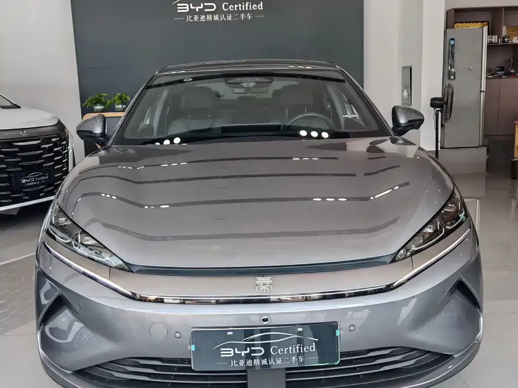BYD Qin L — фото 9