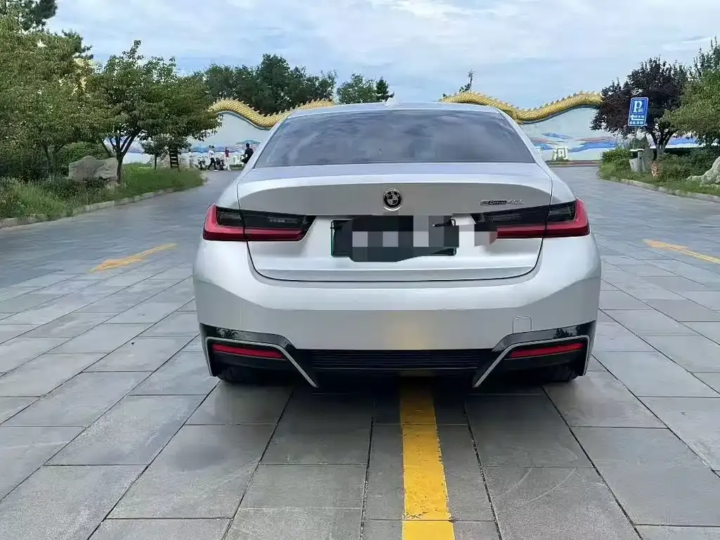 BMW i3 — фото 9