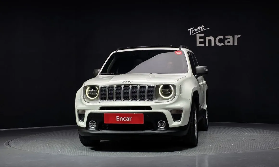 Jeep Renegade — фото 4