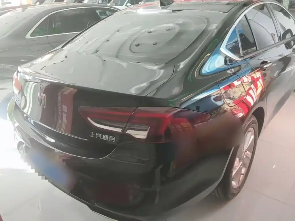Buick Regal — фото 10