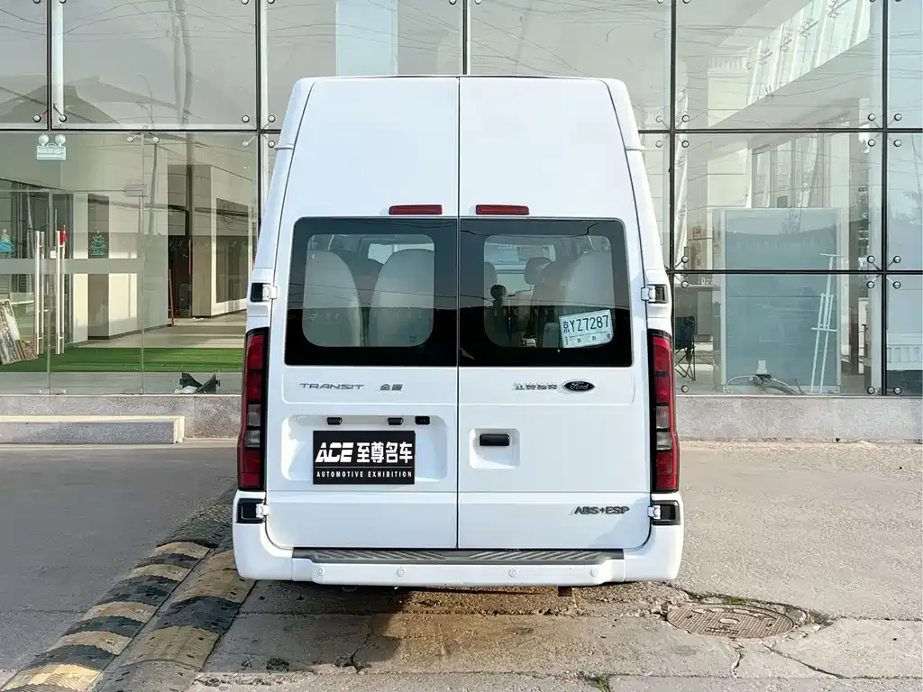 Ford Transit Custom — фото 7