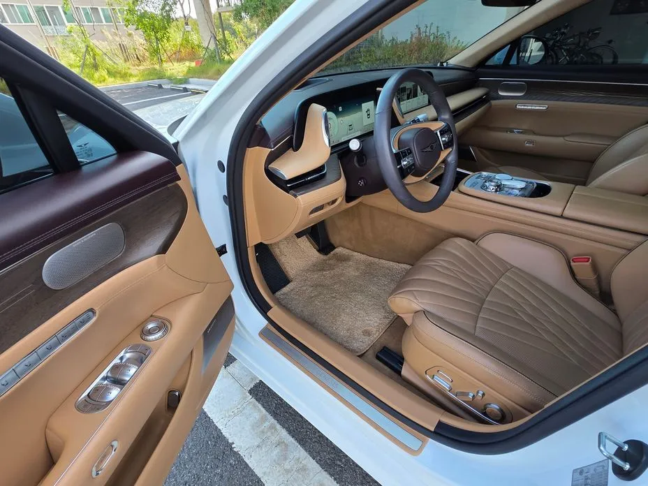 Genesis G90 — фото 10