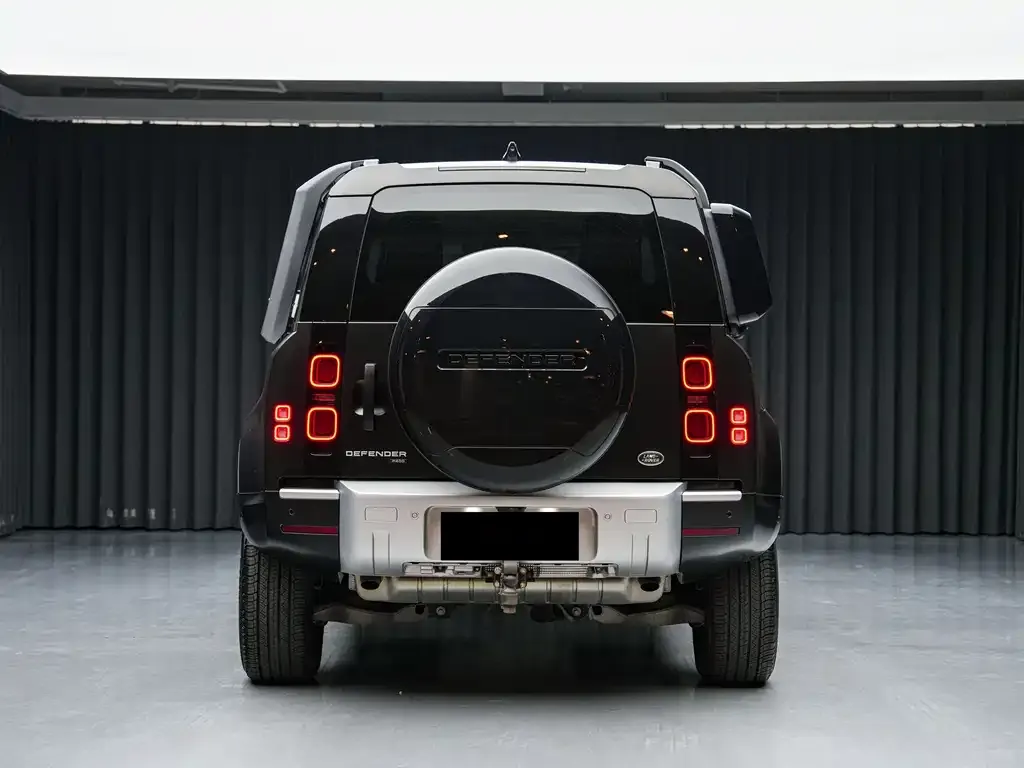 Land Rover Defender — фото 2