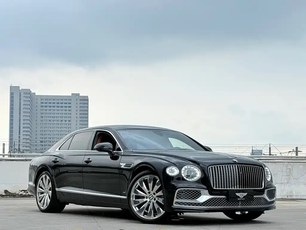 Bentley Flying Spur — фото 4