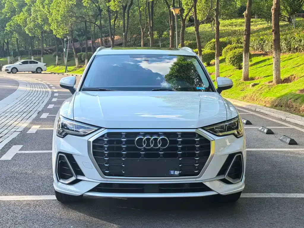 Audi Q3 — фото 6
