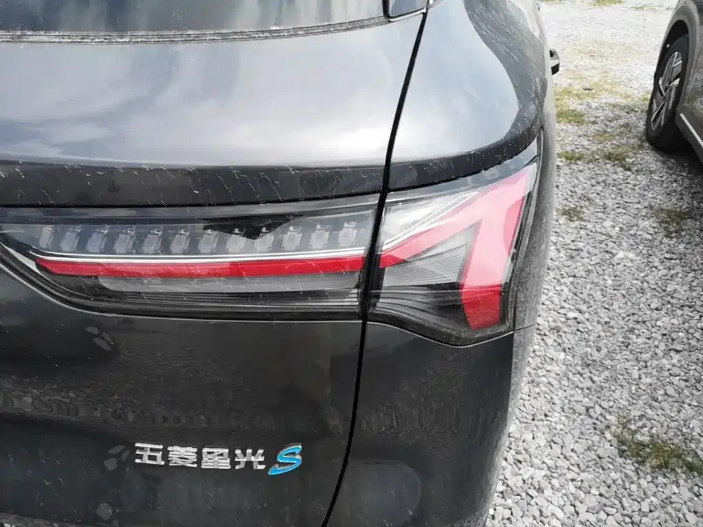 Wuling Xingguang S — фото 10