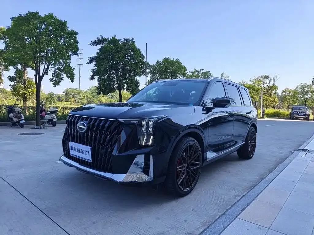 GAC Motor Trumpchi GS8 — фото 1