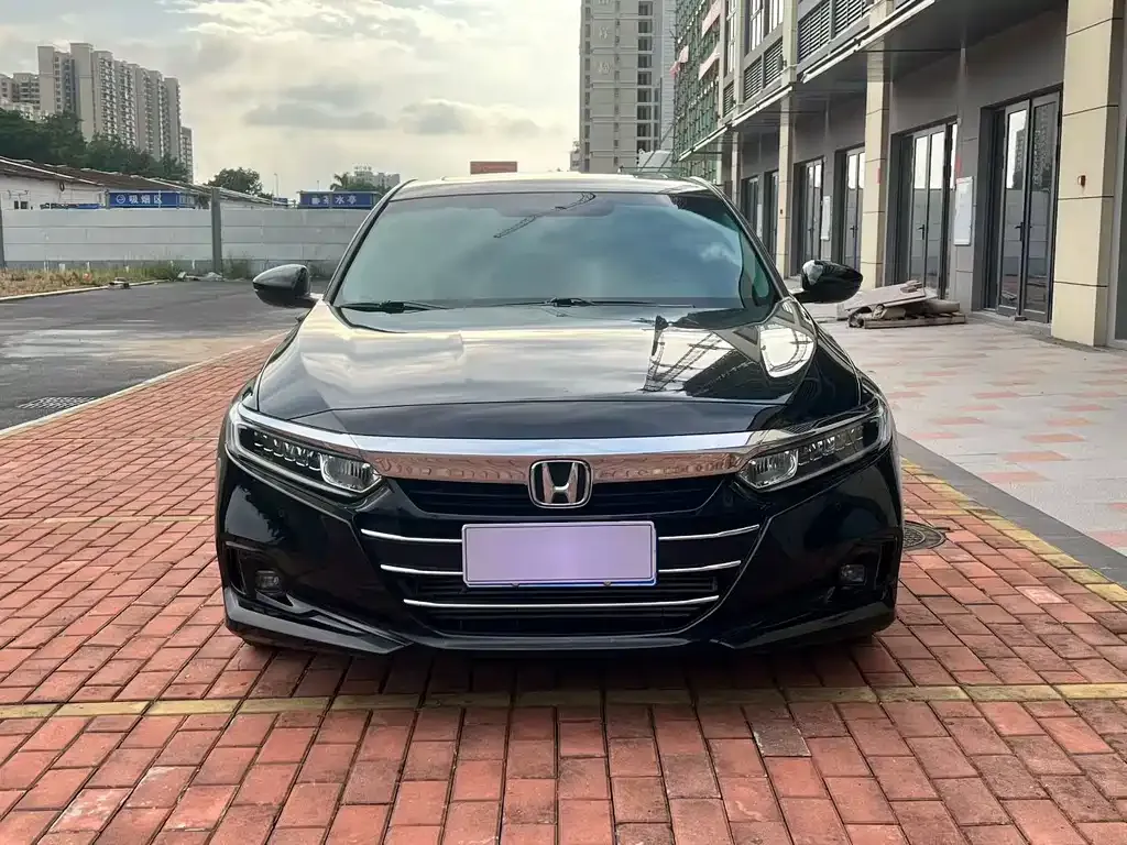 Honda Accord — фото 5