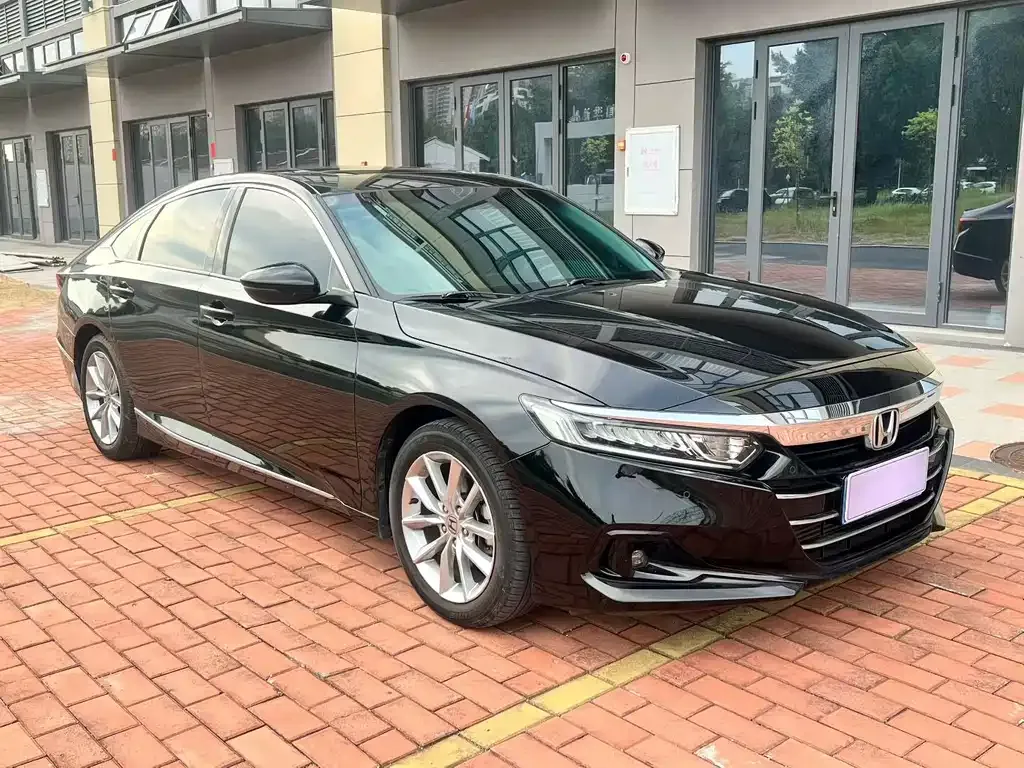 Honda Accord — фото 4