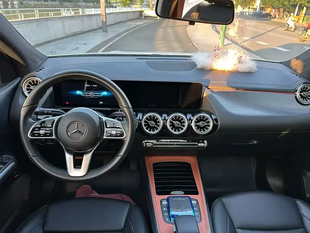 Mercedes-Benz GLA — фото 5