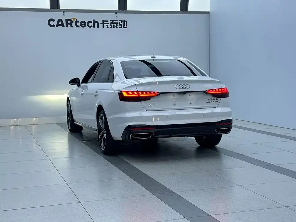 Audi A4L — фото 2