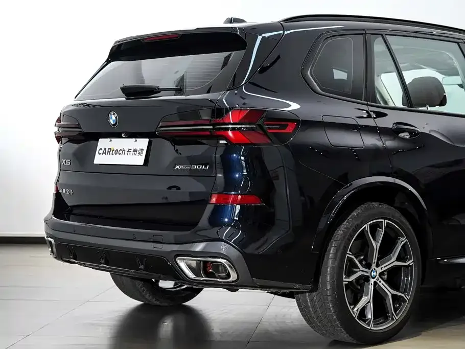 BMW X5 — фото 6