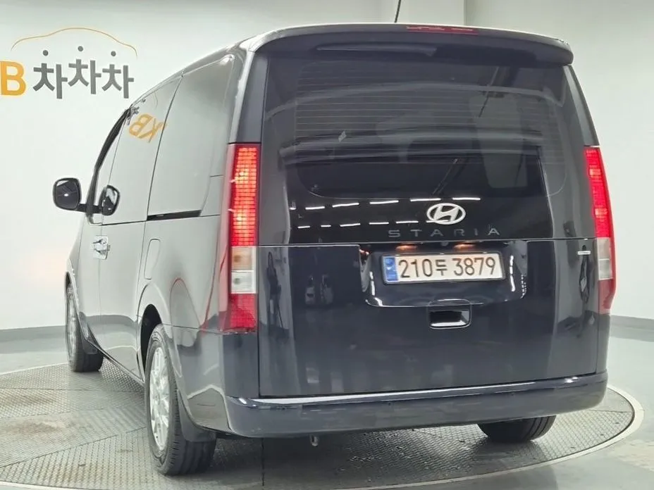 Hyundai Staria — фото 10