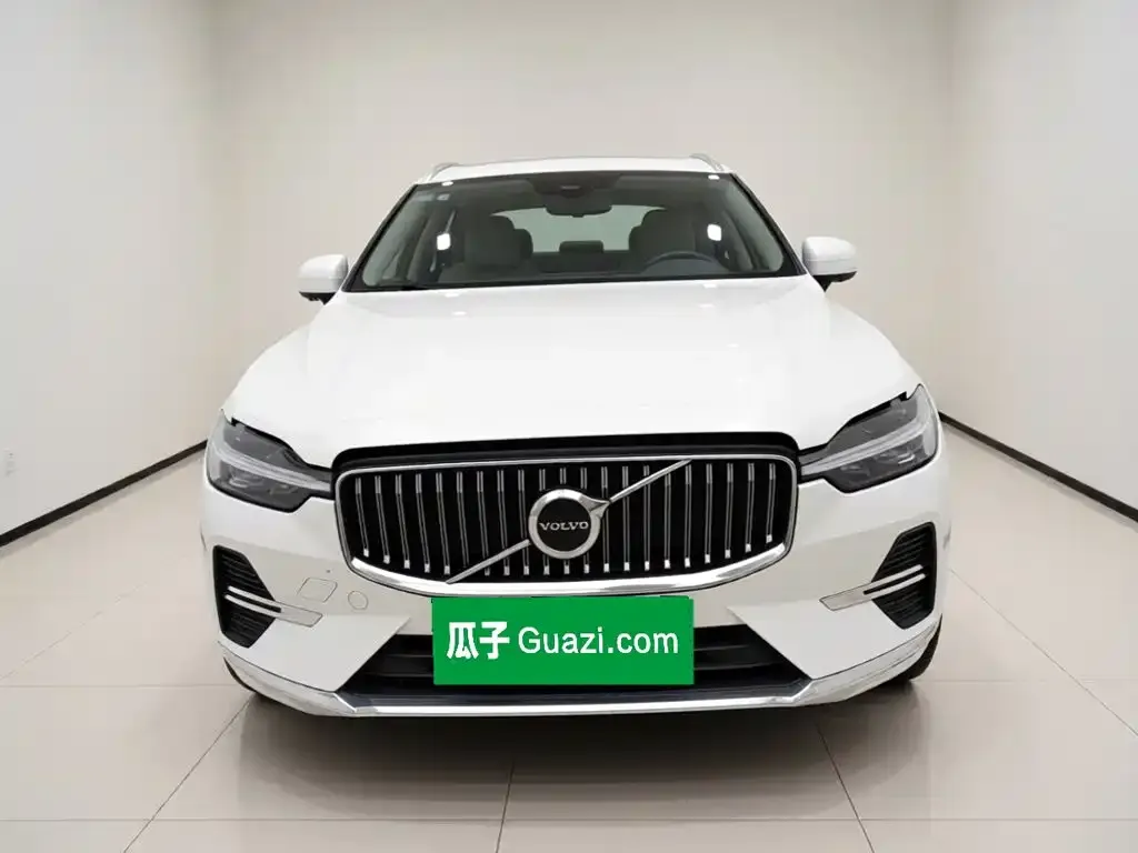 Volvo XC60 — фото 5