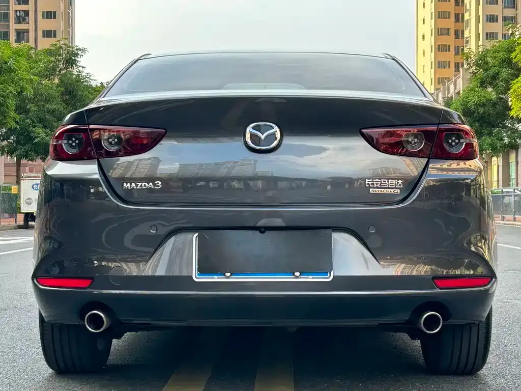 Mazda 3 Axela — фото 2