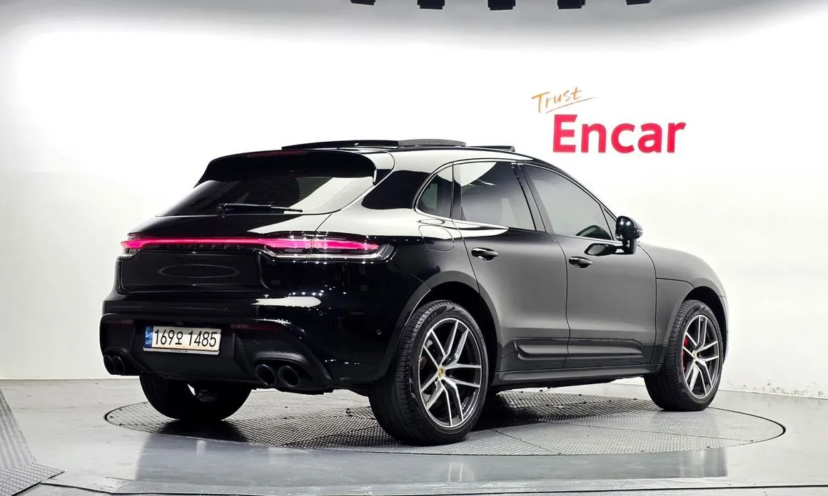 Porsche Macan — фото 6
