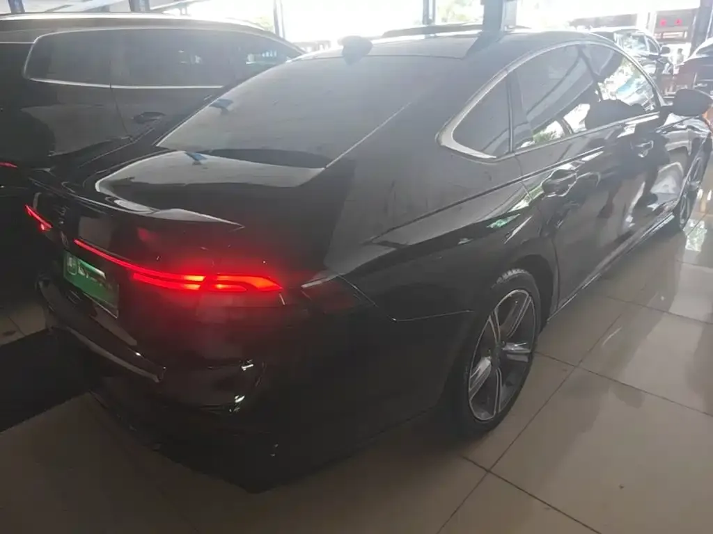 Honda Accord — фото 3
