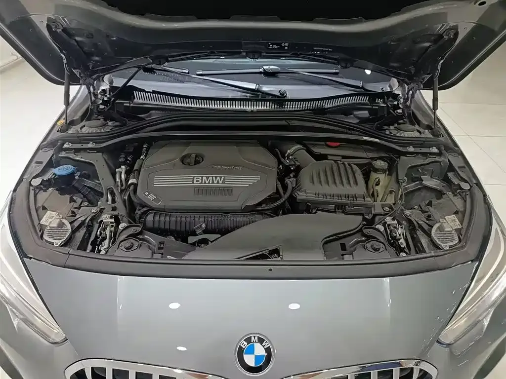 BMW 2 Series (Import) — фото 3