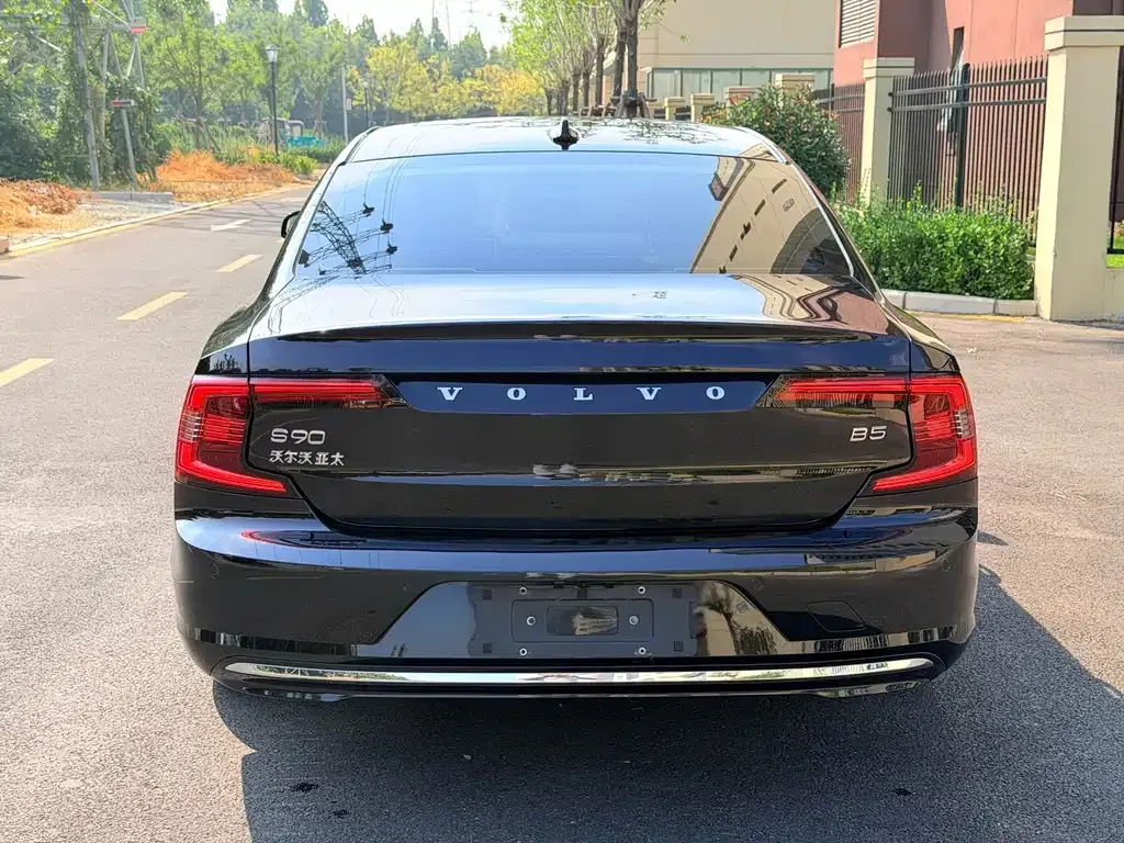Volvo S90 — фото 6