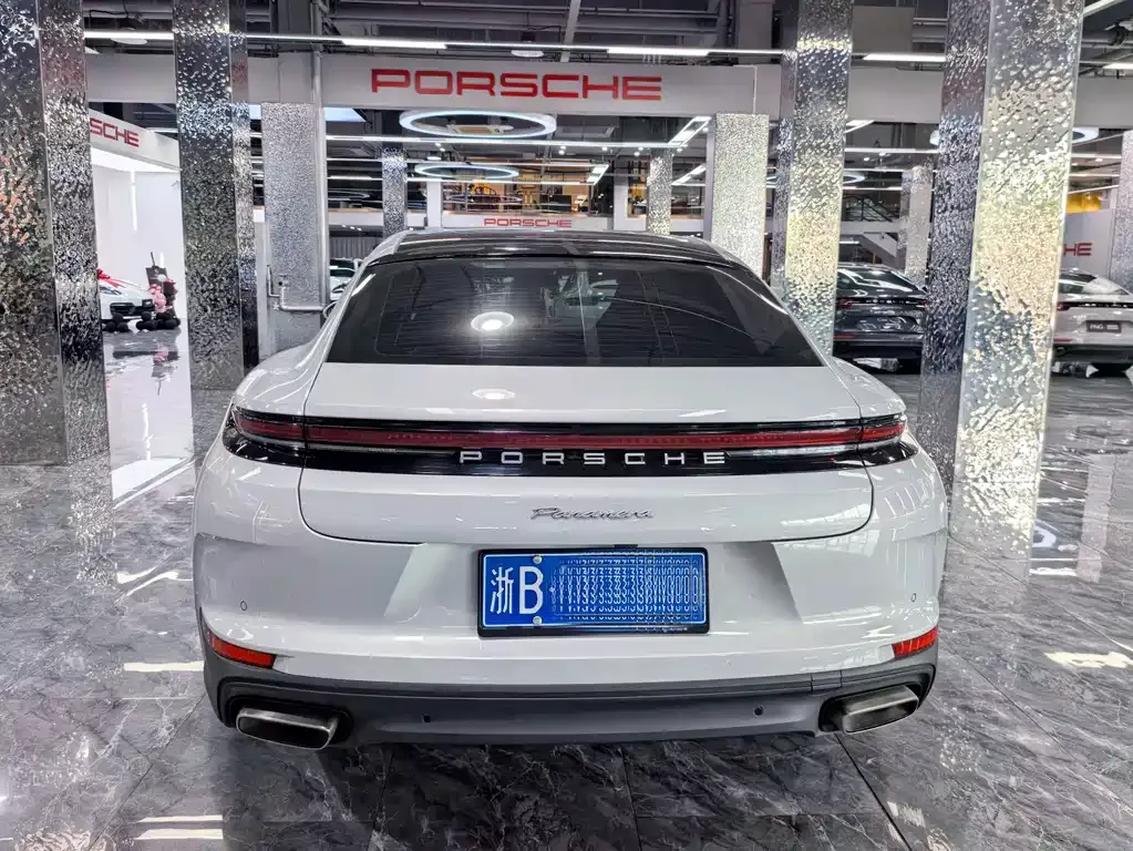 Porsche Panamera — фото 4