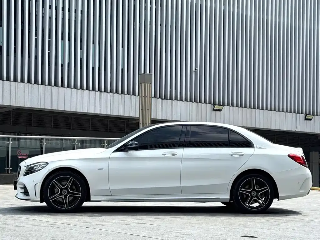 Mercedes-Benz C-Class — фото 3