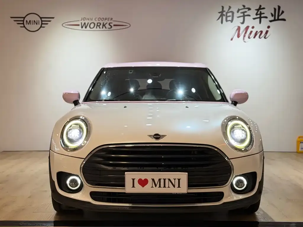 MINI Clubman — фото 7