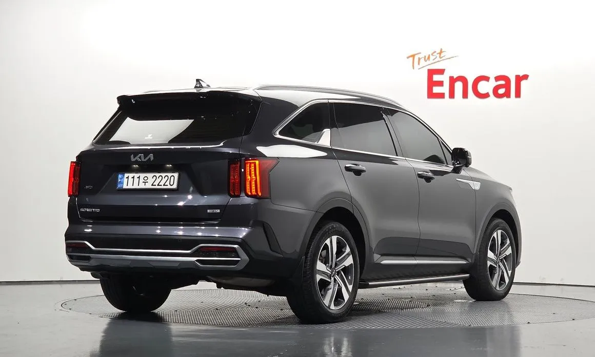 Kia Sorento — фото 4