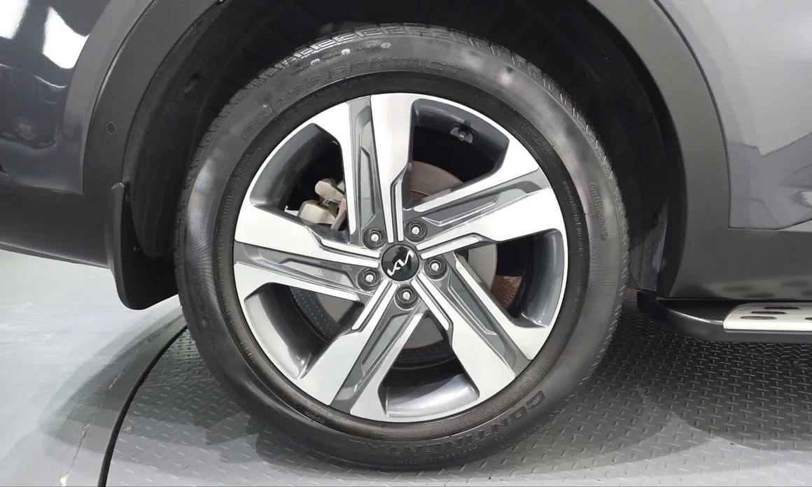 Kia Sorento — фото 6