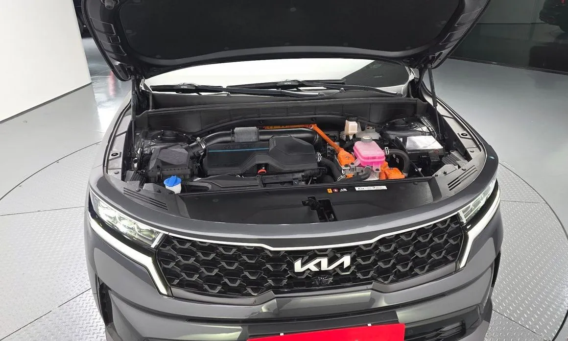 Kia Sorento — фото 9