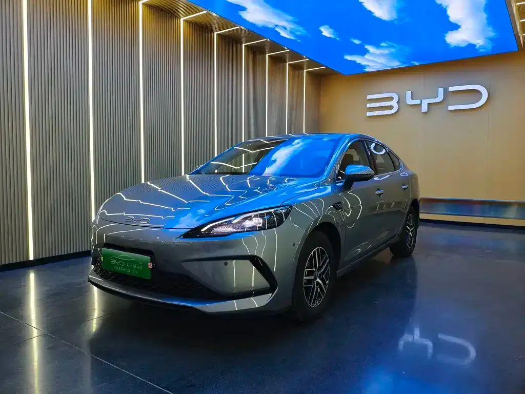 BYD Seal 05 DM-i — фото 1