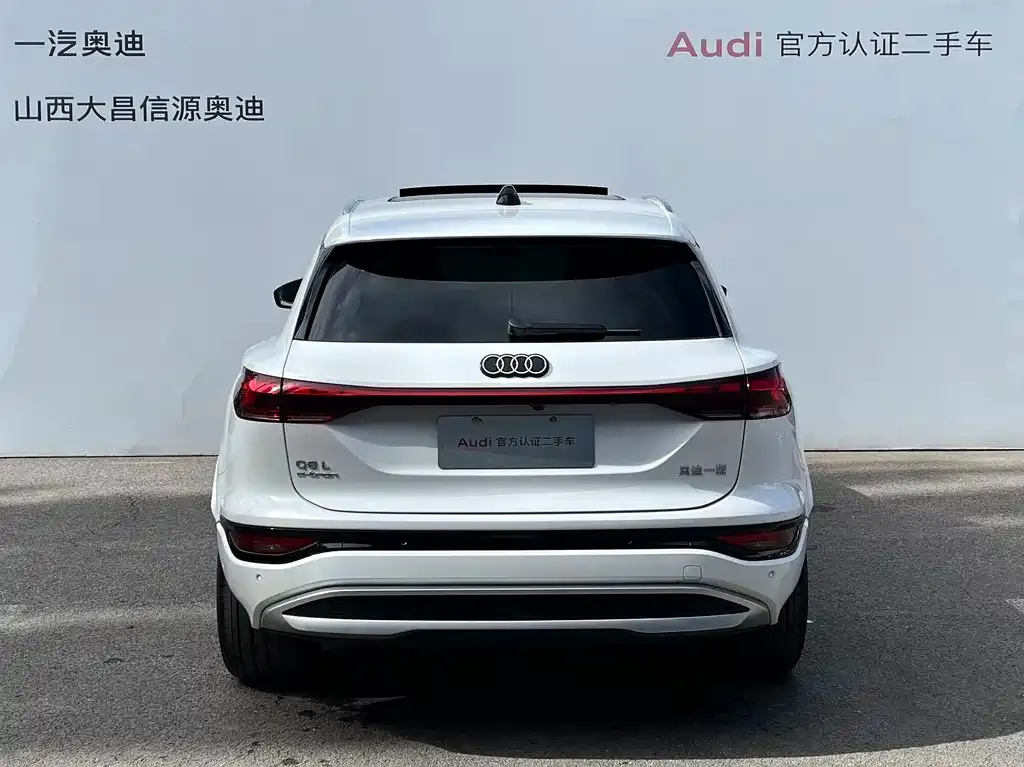 Audi Q6L e-tron — фото 6