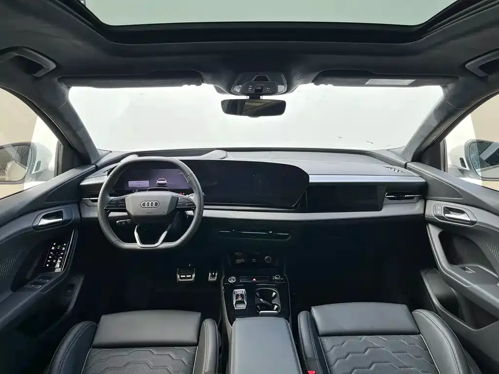 Audi Q6L e-tron — фото 7