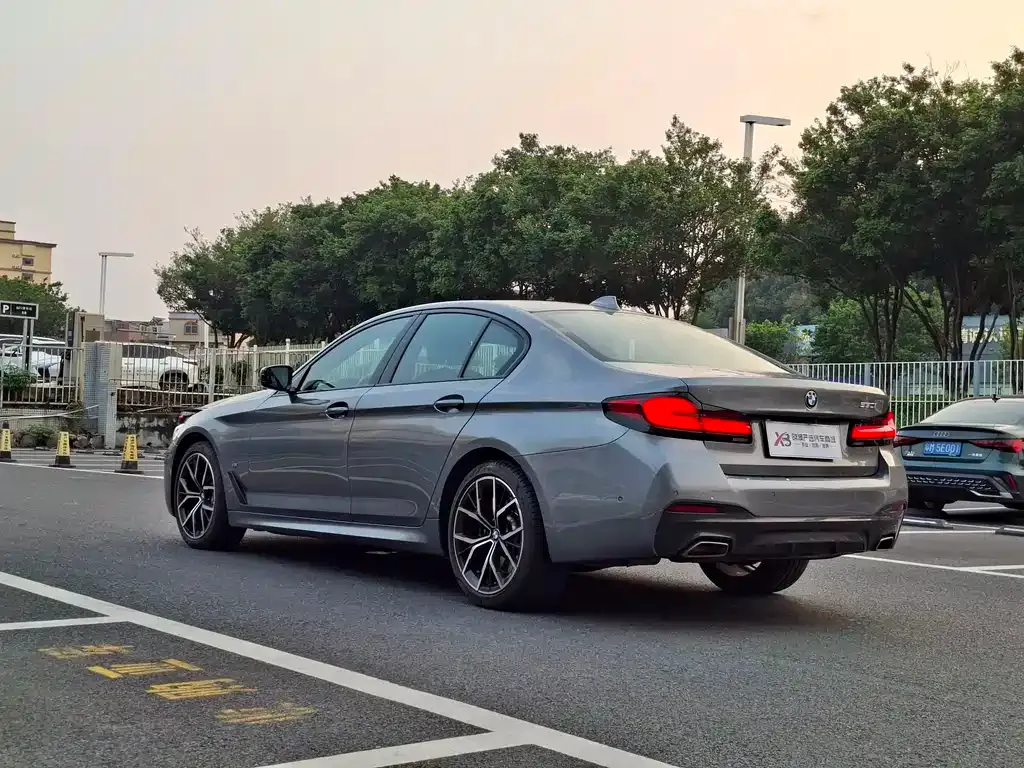 BMW 5 Series (Import) — фото 9