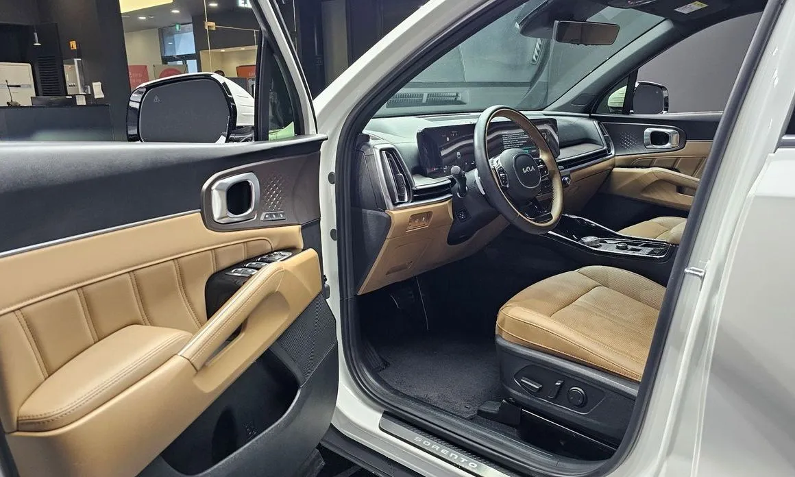 Kia Sorento — фото 6