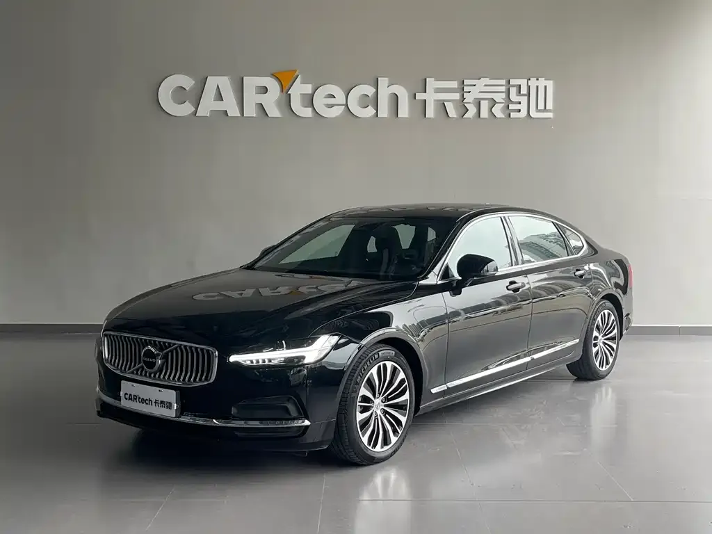 Volvo S90 — фото 1