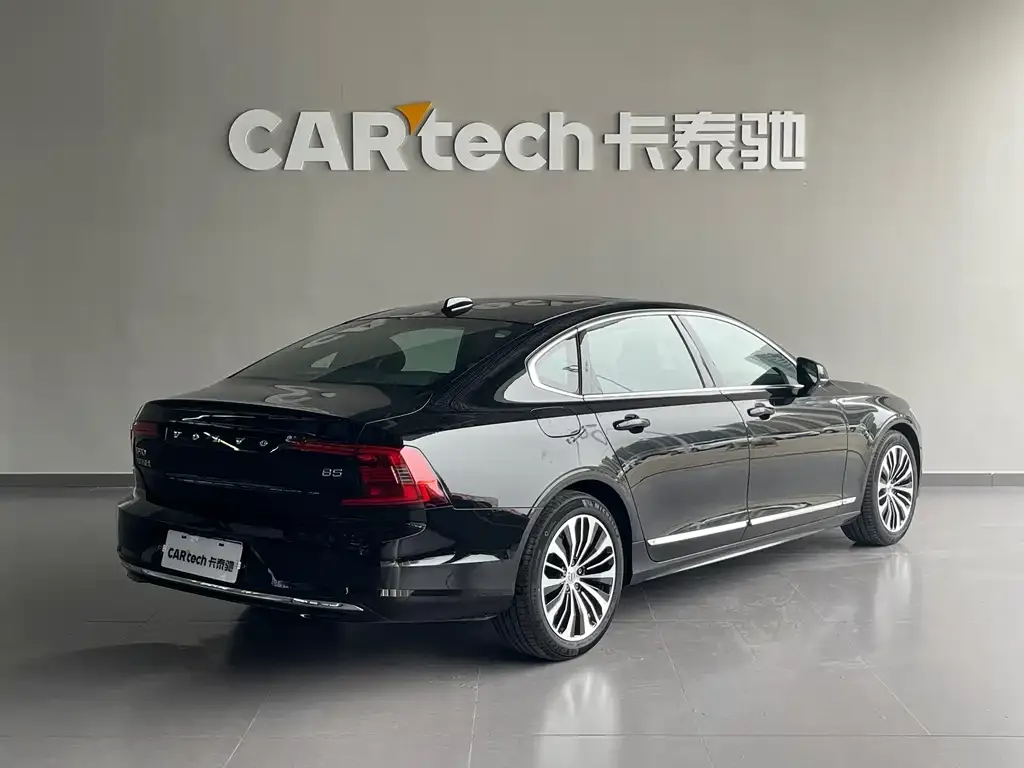 Volvo S90 — фото 7