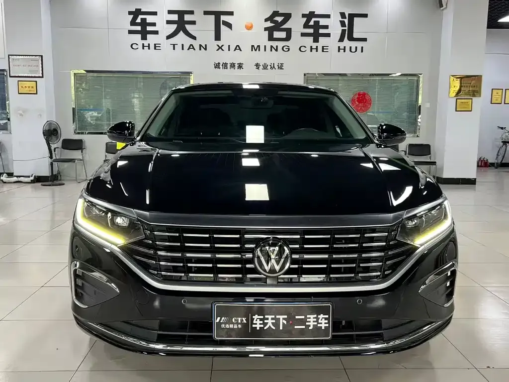 Volkswagen Passat — фото 10