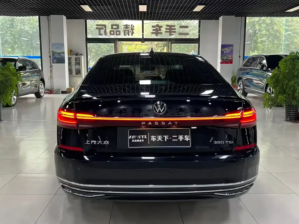 Volkswagen Passat — фото 5