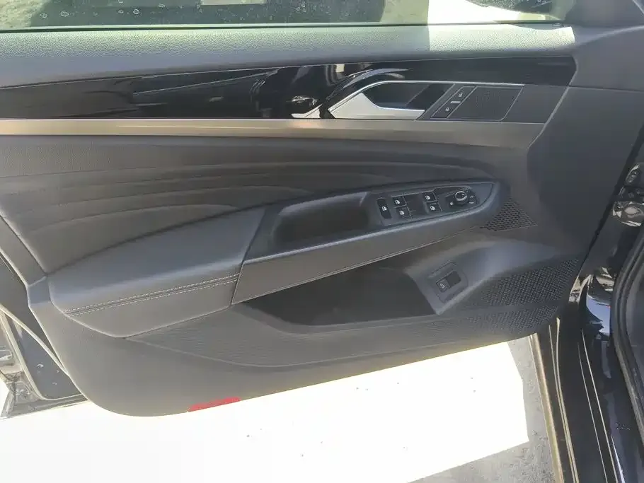 Volkswagen Passat — фото 4