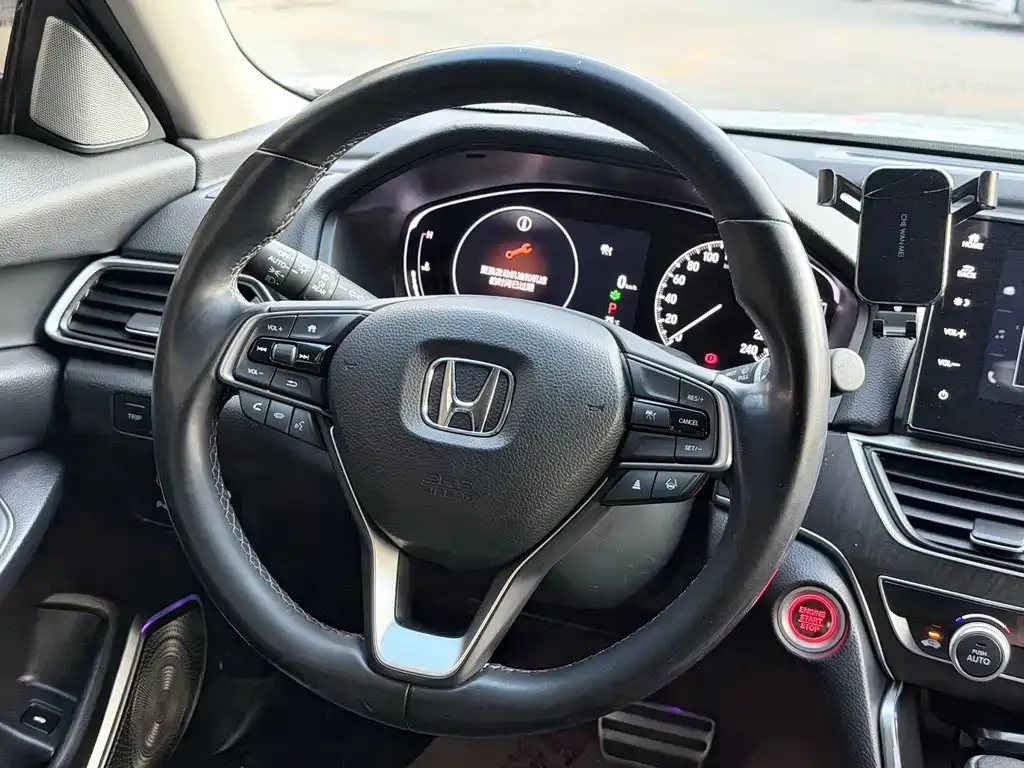 Honda Accord — фото 5
