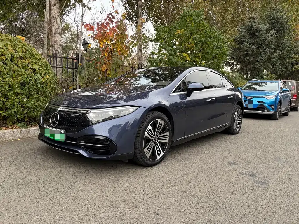 Mercedes-Benz EQS — фото 10